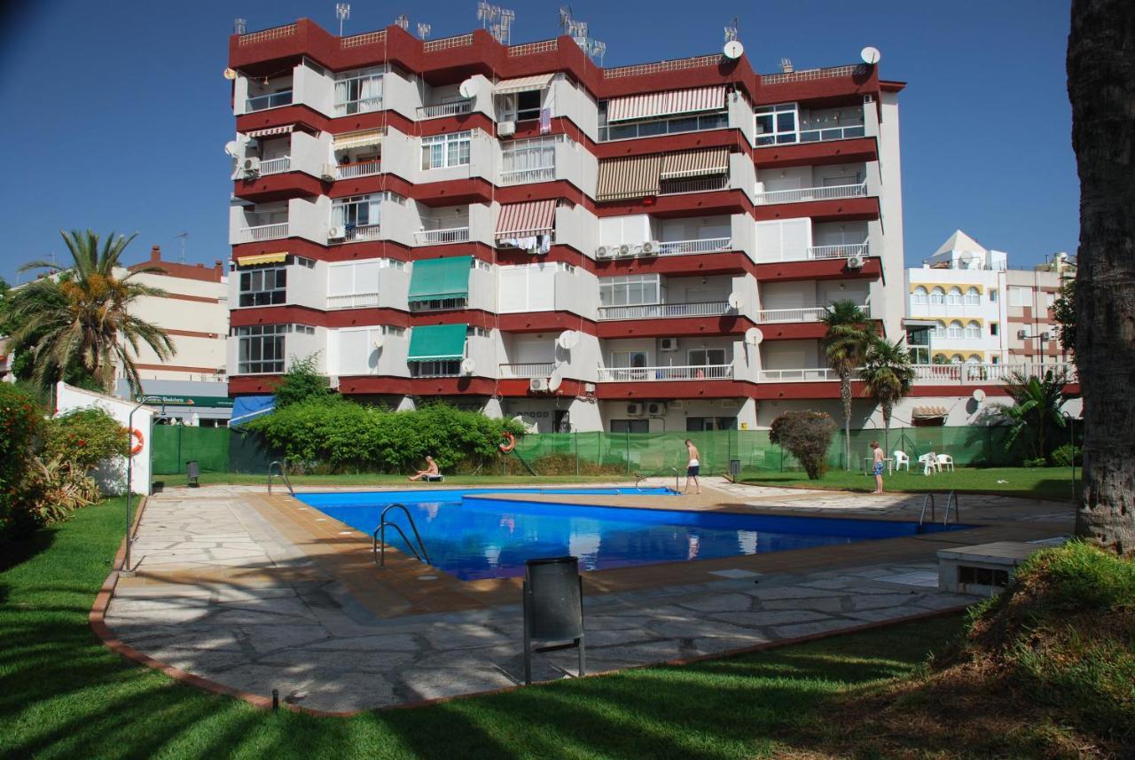 Mini Penthouse Close To Beach With Nice Seaviews Nerja Extérieur photo
